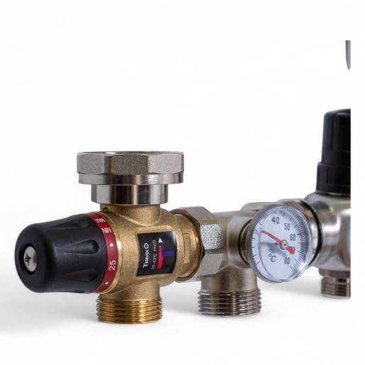 522103 Комплект обладнання для водяної теплої підлоги на 3 контури з клапаном TMV